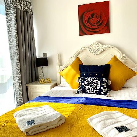 2-Bedrooms Modern Apartment Next To Velodrome, Lounge, Balcony, Parking, Abba London Luaran gambar