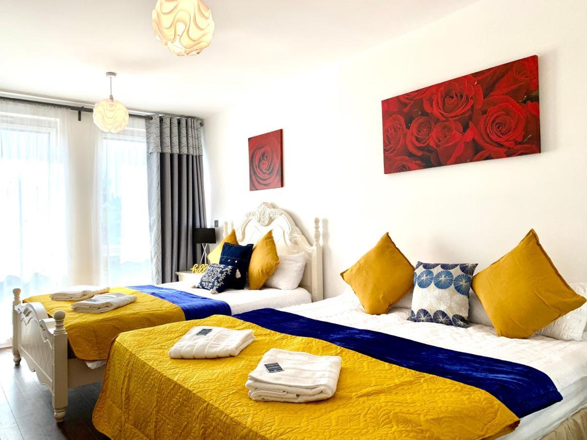 2-Bedrooms Modern Apartment Next To Velodrome, Lounge, Balcony, Parking, Abba London Luaran gambar