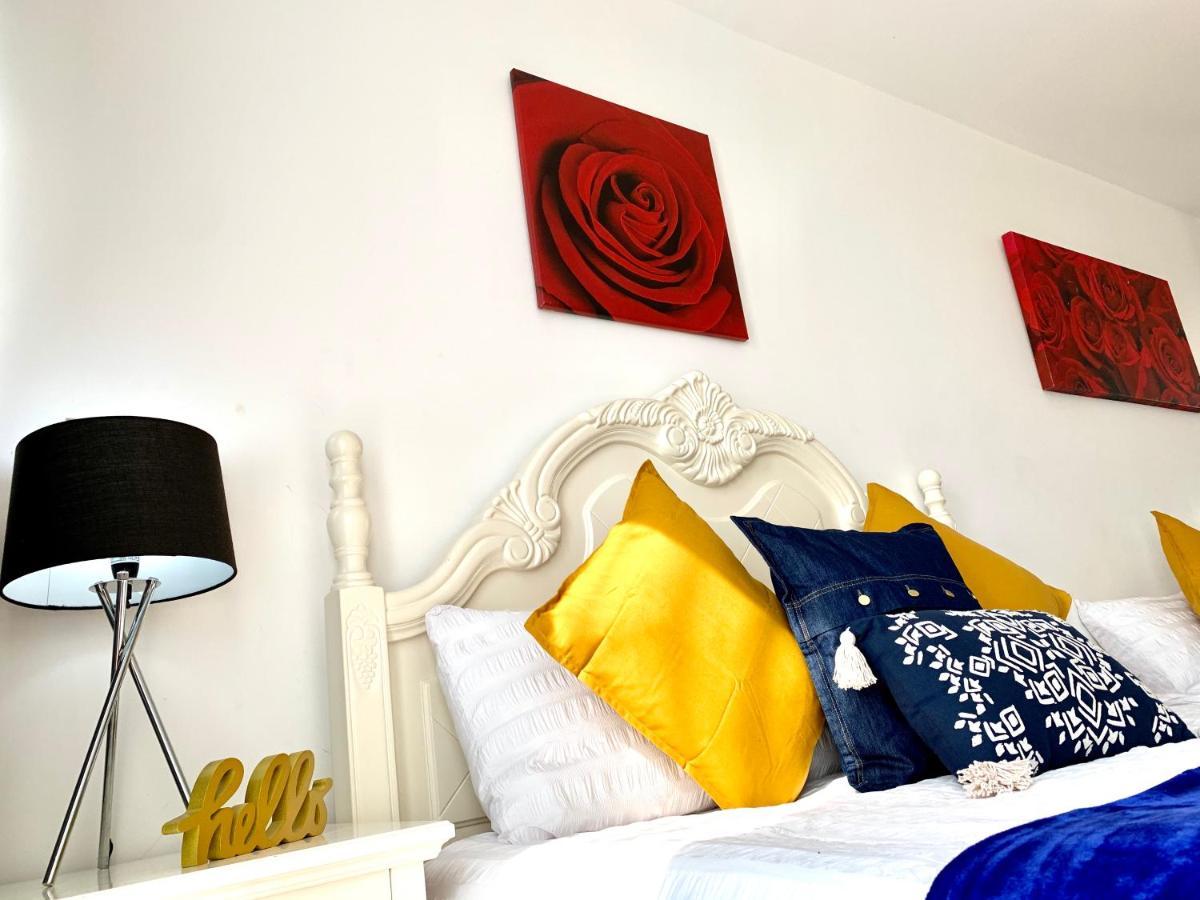 2-Bedrooms Modern Apartment Next To Velodrome, Lounge, Balcony, Parking, Abba London Luaran gambar