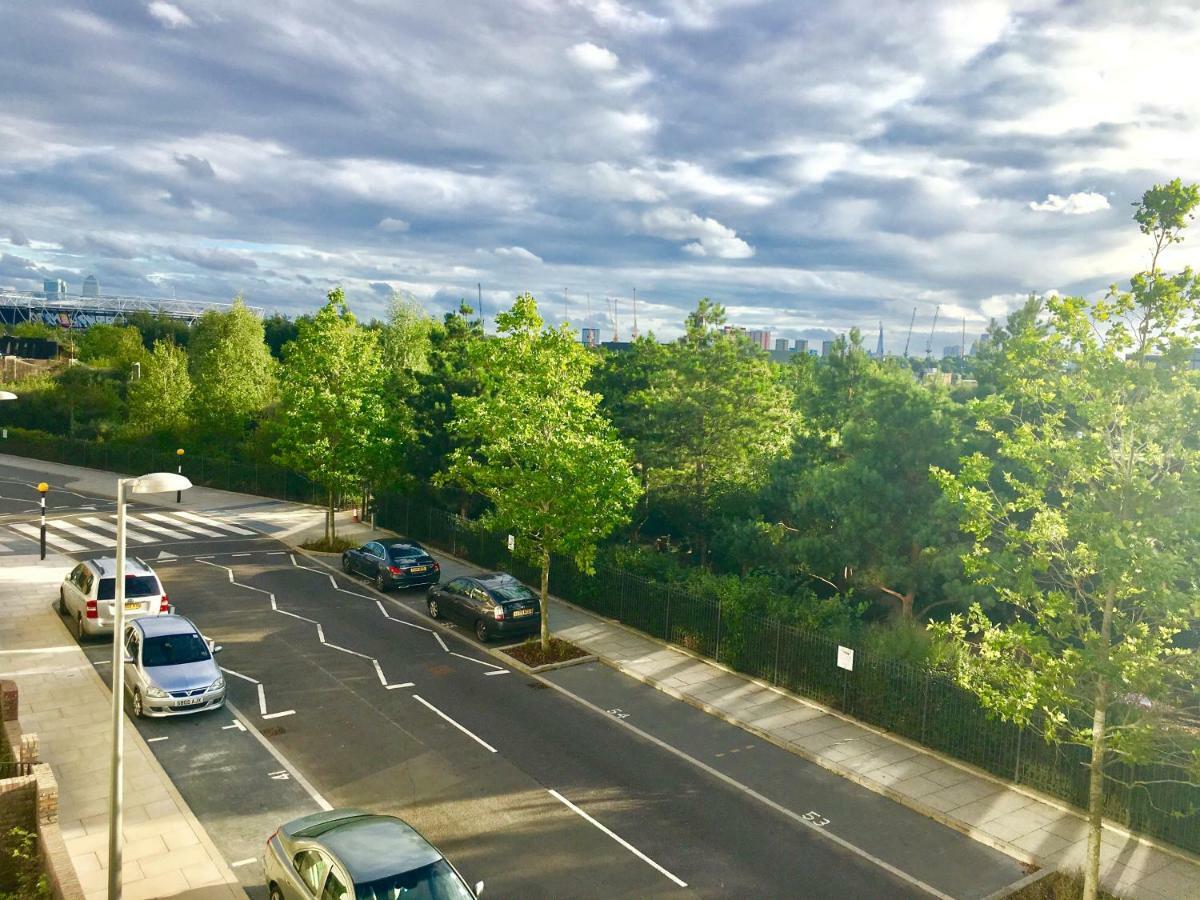2-Bedrooms Modern Apartment Next To Velodrome, Lounge, Balcony, Parking, Abba London Luaran gambar