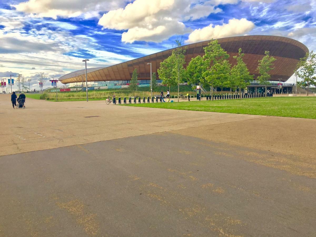 2-Bedrooms Modern Apartment Next To Velodrome, Lounge, Balcony, Parking, Abba London Luaran gambar