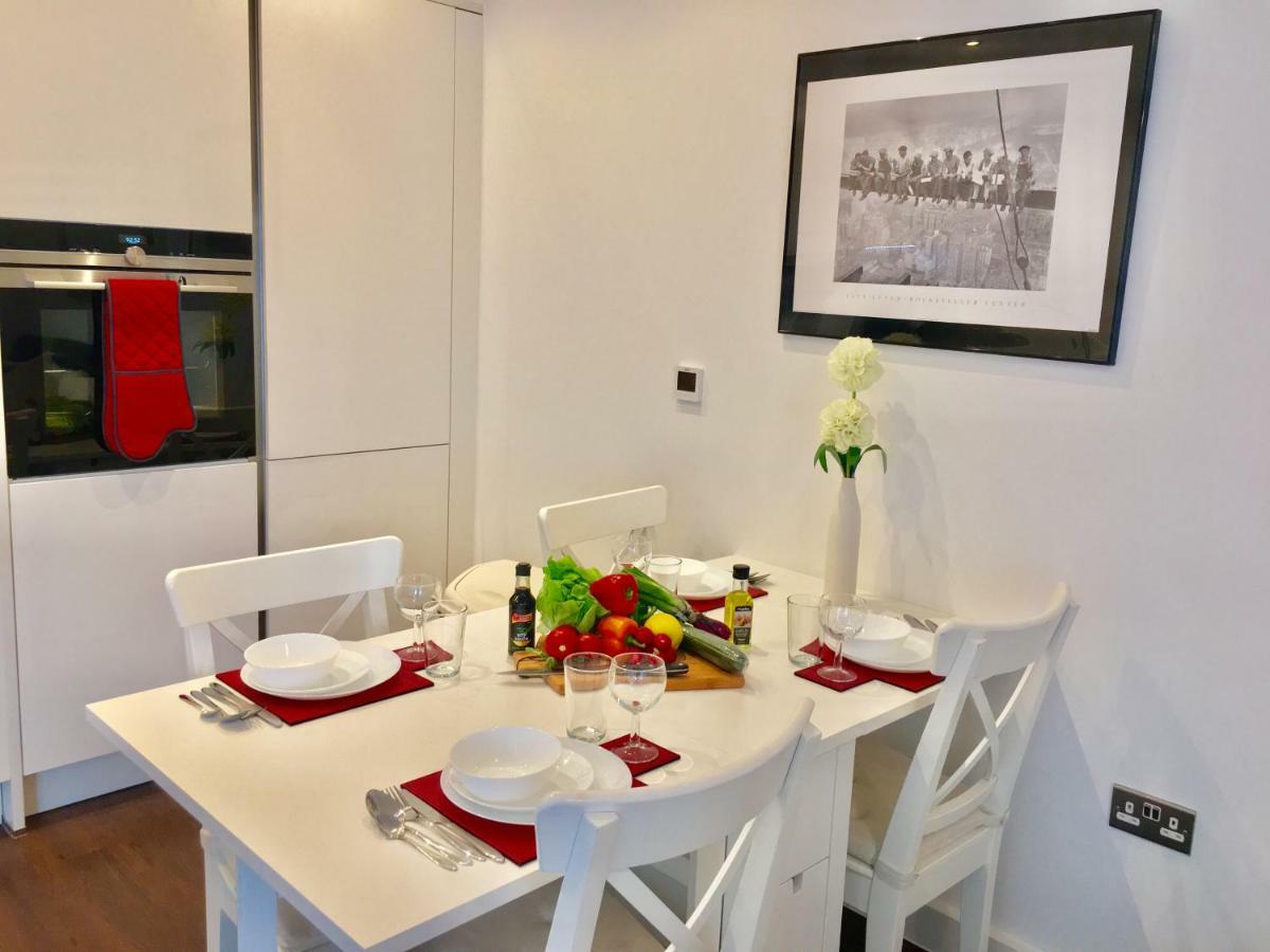2-Bedrooms Modern Apartment Next To Velodrome, Lounge, Balcony, Parking, Abba London Luaran gambar
